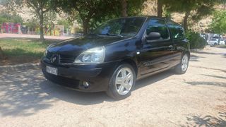 Renault Clio 2005