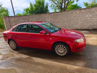Audi A4 2005 A4-thumb-13