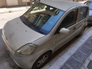 Daihatsu Sirion 2006 1.3 AUTOMATIC 4×4-thumb-1