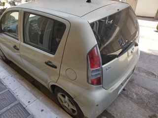 Daihatsu Sirion 2006 1.3 AUTOMATIC 4×4-thumb-2