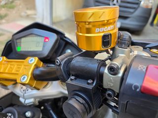Ducati Hypermotard 1100 2008-thumb-10