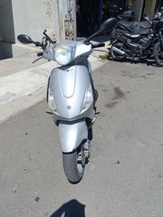 Piaggio Fly 125 2005-thumb-1