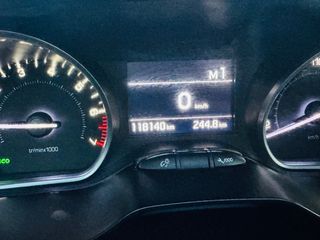 Peugeot 208 2018 1.2 PURETECH 110 ACTIVE-thumb-10