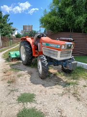 Δενδροκομικά Τρακτέρ Kubota 2000