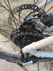 Shimano altus groupset-thumb-2