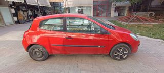 Renault Clio 2005-thumb-3