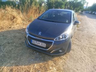 Peugeot 208 2015 5θ
