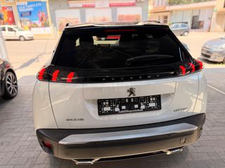 Peugeot 2008 2020 GT LINE-thumb-4