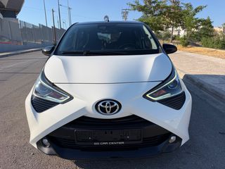Toyota Aygo 2018 X play. Automatic. Keyless go.-thumb-23