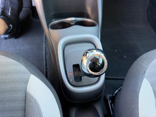 Toyota Aygo 2018 X play. Automatic. Keyless go.-thumb-27