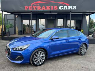 Hyundai i 30 2019 FASTBACK 1.6 Diesel Camera/Clima/Lane assist Full Extra-thumb-2