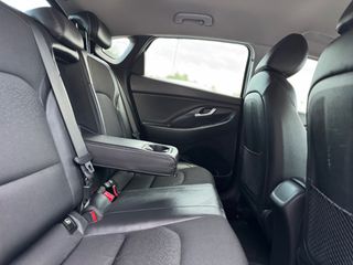 Hyundai i 30 2019 FASTBACK 1.6 Diesel Camera/Clima/Lane assist Full Extra-thumb-46