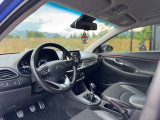 Hyundai i 30 2019 FASTBACK 1.6 Diesel Camera/Clima/Lane assist Full Extra-thumb-26