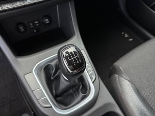Hyundai i 30 2019 FASTBACK 1.6 Diesel Camera/Clima/Lane assist Full Extra-thumb-34