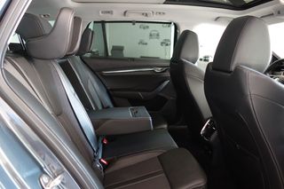 Skoda Octavia 2021 2.0d 150hp STYLE PANORAMA FULL..-thumb-14