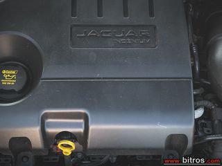 Jaguar E-Pace 2018 2.0D 180HP R-DYNAMIC HSE AUTO 4WD-thumb-48