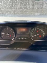 Peugeot 208 2018 HDI-thumb-9