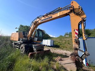 Εκσκαφέας Με Λάστιχα Liebherr 2012 A 920-thumb-5