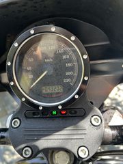 Harley Davidson Iron 883 2009 SPORTSTER-thumb-6