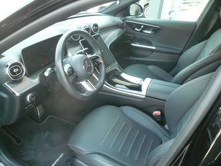 Mercedes-Benz C 300 2023 AMG LINE PLUG IN HYBRID-thumb-8