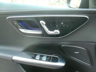 Mercedes-Benz C 300 2023 AMG LINE PLUG IN HYBRID-thumb-10