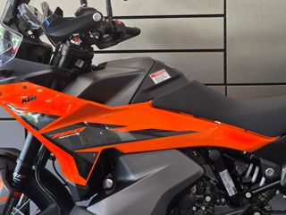 KTM 790 Adventure 2026 + Quickshifter-thumb-9