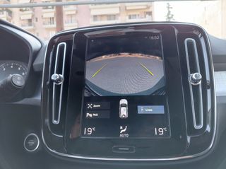 Volvo XC40 2021 T3 MOMENTUM-thumb-30
