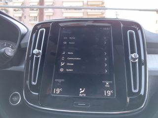Volvo XC40 2021 T3 MOMENTUM-thumb-32