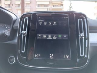 Volvo XC40 2021 T3 MOMENTUM-thumb-31
