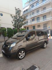 Nissan NV 200 2015