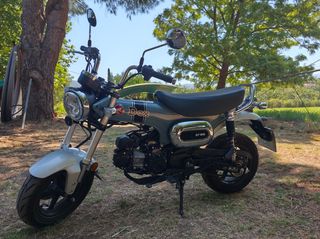 Honda DAX ST 125 2023