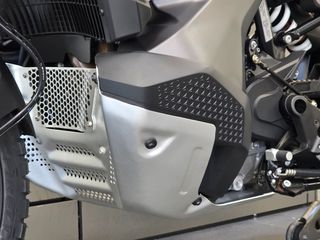KTM 790 Adventure 2026 + Quickshifter-thumb-3