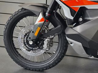 KTM 790 Adventure 2026 + Quickshifter-thumb-4