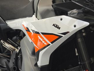 KTM 790 Adventure 2026 + Quickshifter-thumb-33