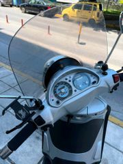 Piaggio Beverly 500 2004-thumb-9