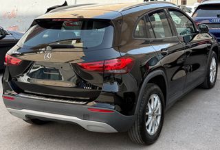 Mercedes-Benz GLA 180 2021 -45 ΧΡΟΝΙΑ MOVE GEORGIADIS 5 ΕΤΗ ΔΩΡΕΑΝ SERVICE-thumb-4