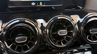 Mercedes-Benz GLA 180 2021 -45 ΧΡΟΝΙΑ MOVE GEORGIADIS 5 ΕΤΗ ΔΩΡΕΑΝ SERVICE-thumb-10