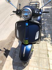 Piaggio Vespa GTS 300 2022-thumb-4