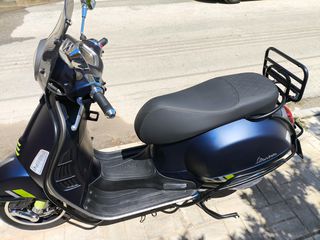 Piaggio Vespa GTS 300 2022-thumb-5