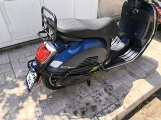 Piaggio Vespa GTS 300 2022-thumb-6