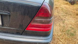 MERCEDES C180-thumb-2