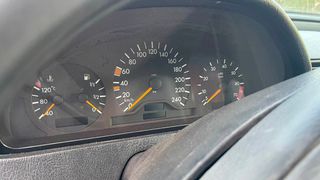 MERCEDES C180-thumb-7