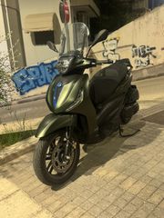 Piaggio Beverly 400 2025 BEVERLY 400 HPE S