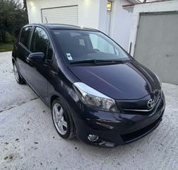 Toyota Yaris 2013-thumb-1