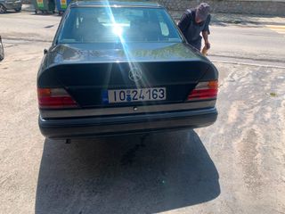 Mercedes-Benz 200 1992 200E W124-thumb-3