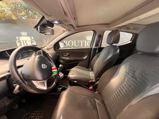 Lancia Ypsilon 2012 PANORAMA-thumb-10