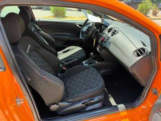 Seat Ibiza 2010 Cupra 1.4TSI 180HP CLIMA AUTO DSG-thumb-26