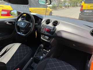 Seat Ibiza 2010 Cupra 1.4TSI 180HP CLIMA AUTO DSG-thumb-32