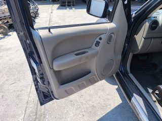 Jeep Cherokee 2007-thumb-10