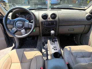Jeep Cherokee 2007-thumb-13